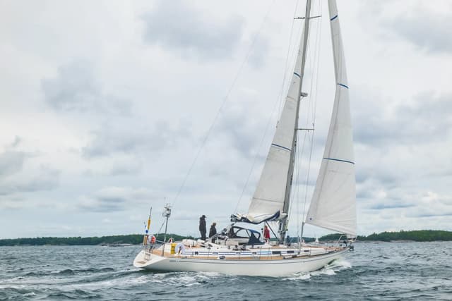 Project Swan 57 CC - Lady Christina