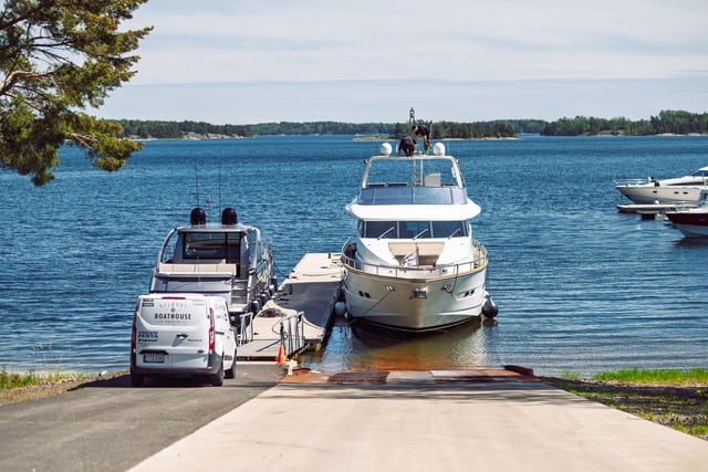 Safe on the Water – What to Do If Your Boat Breaks Down