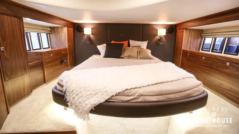 Full beam master cabin